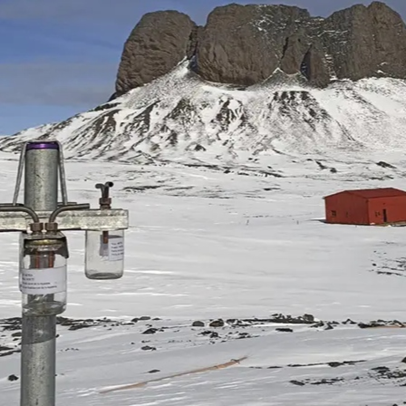 Gonnet Digital - Descubren microplásticos en la atmósfera Antártica episode artwork