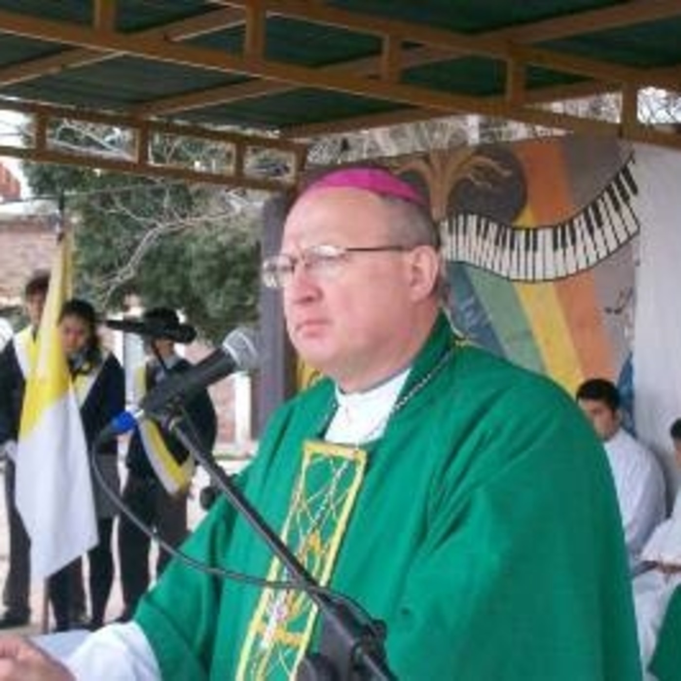 Homilías, entrevistas, varios Católicos