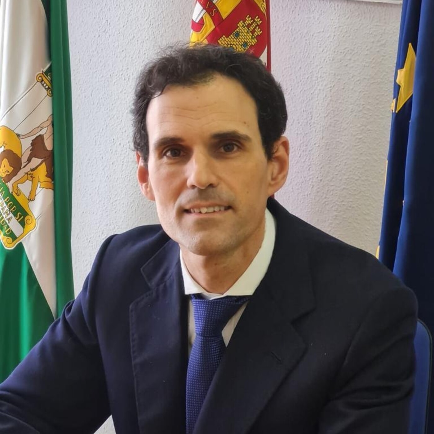 Radio Estrella 107.2 FM)