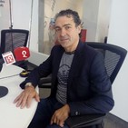 El pintor Antonio Camaró dona la litografía titulada 'El Grial' al Centro Unesco de València en el marco de la Multaqa
