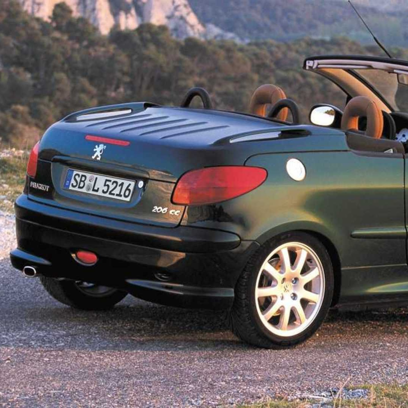Los coches cabrio más feos de la historia