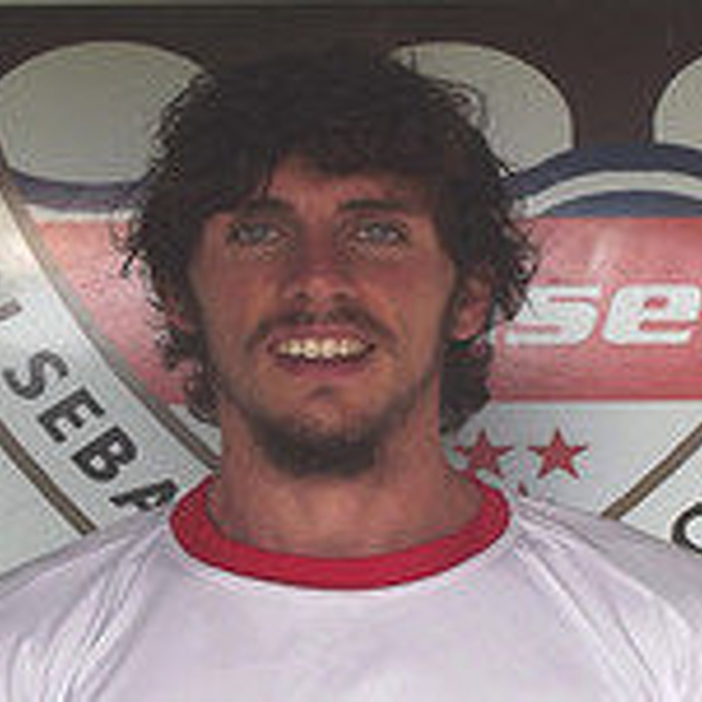 Javi Poves -ex-futbolista, Sporting Gijon - Cuenta sus experiencias por el mundo tras rechazar jugar en primera división episode artwork