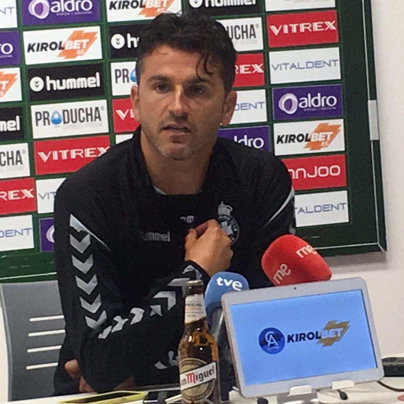 Rueda de prensa de Iván Ania 05/07/2018 episode artwork