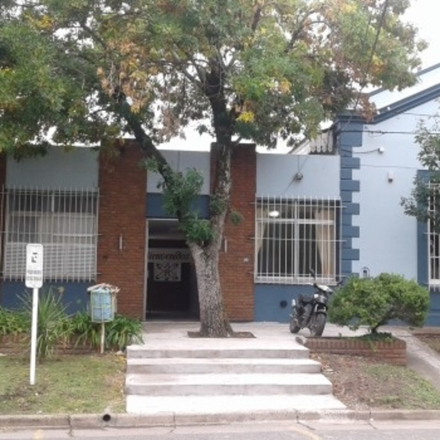 FM Estación Plus Crespo