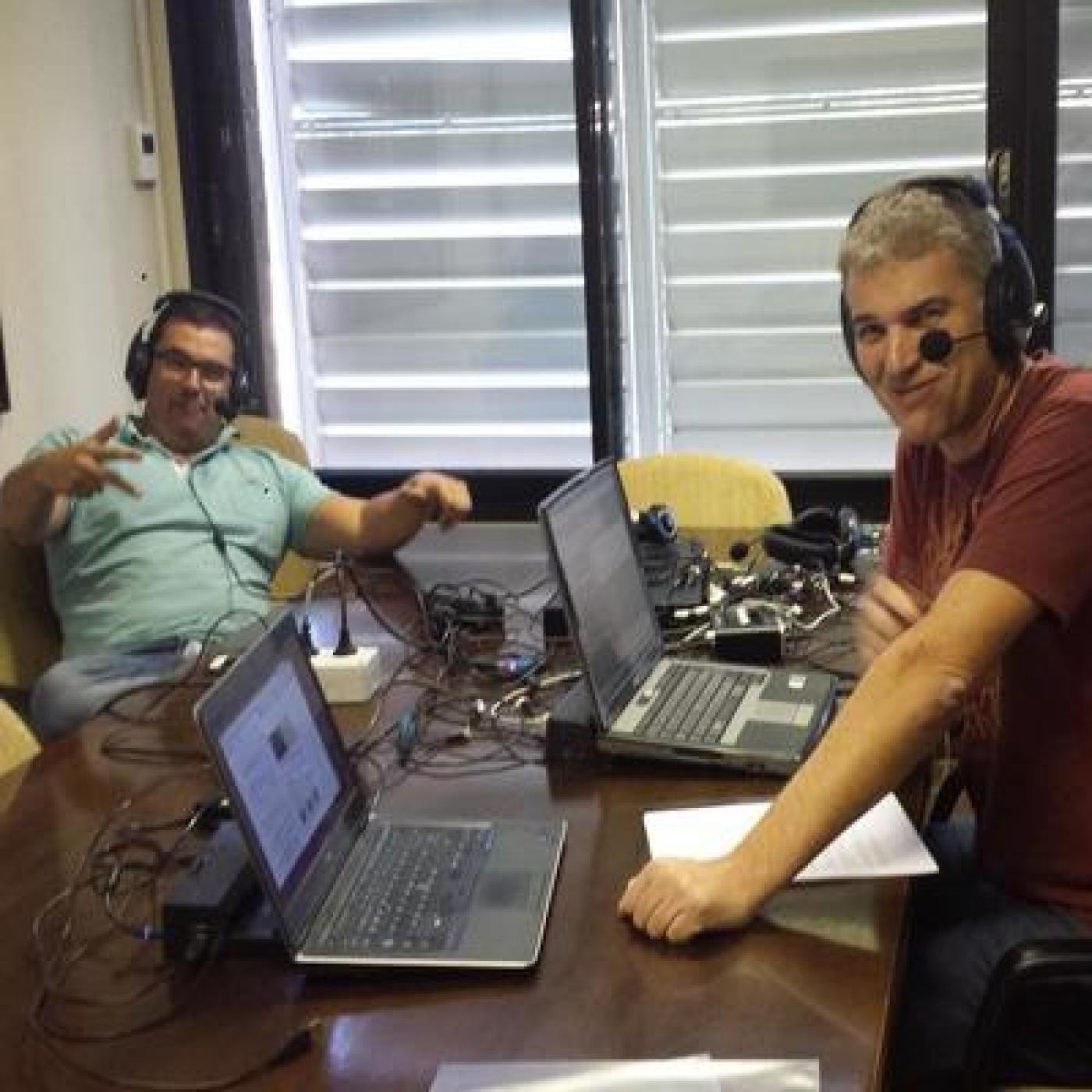 Ep39: Ondas en el Espacio-Tiempo; El Bio-Siglo XXI; Ingeniería Genética; El Cometa Catalina; Ébola; Plutonio 238; Marte