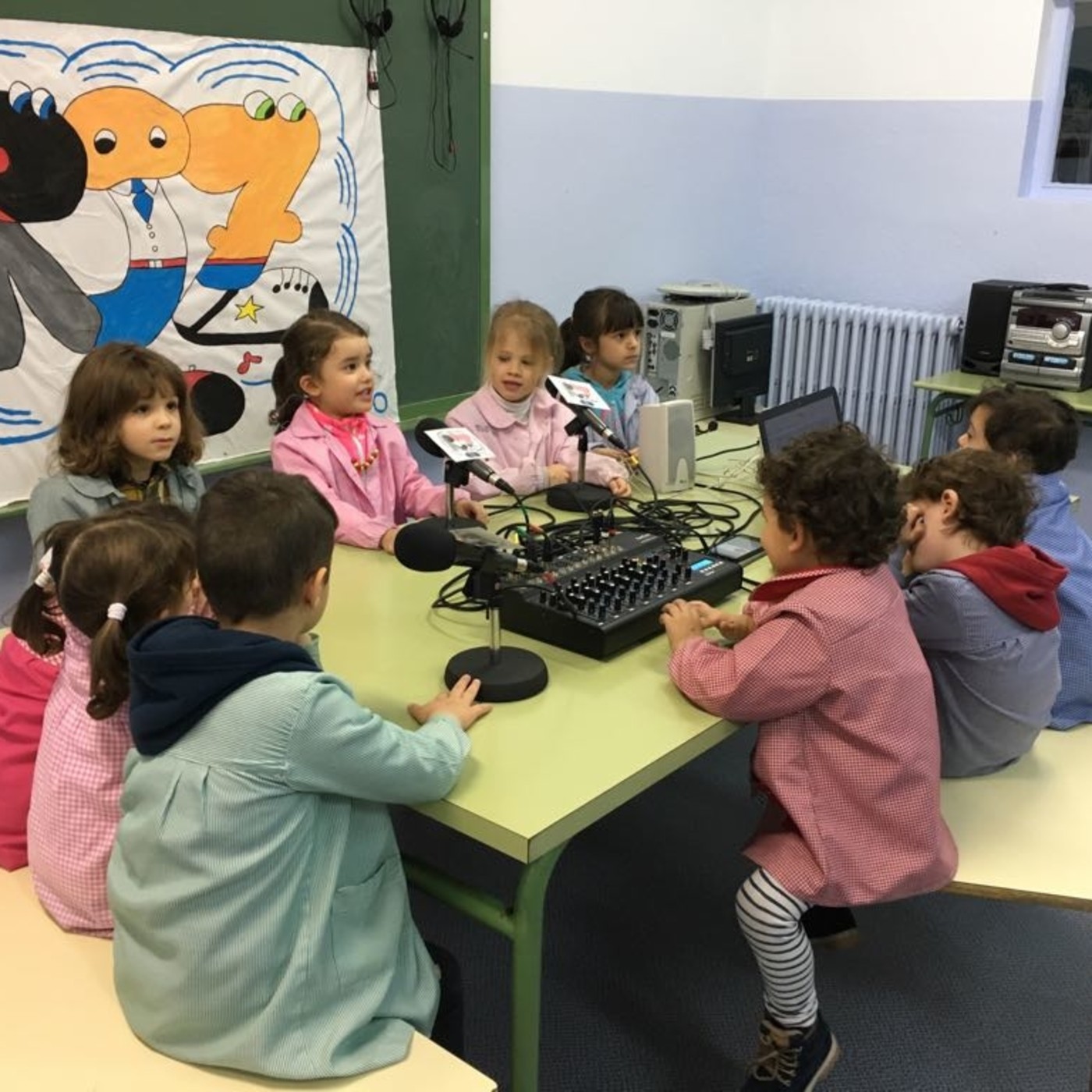 JzRADIO (PROYECTO DE RADIO ESCOLAR