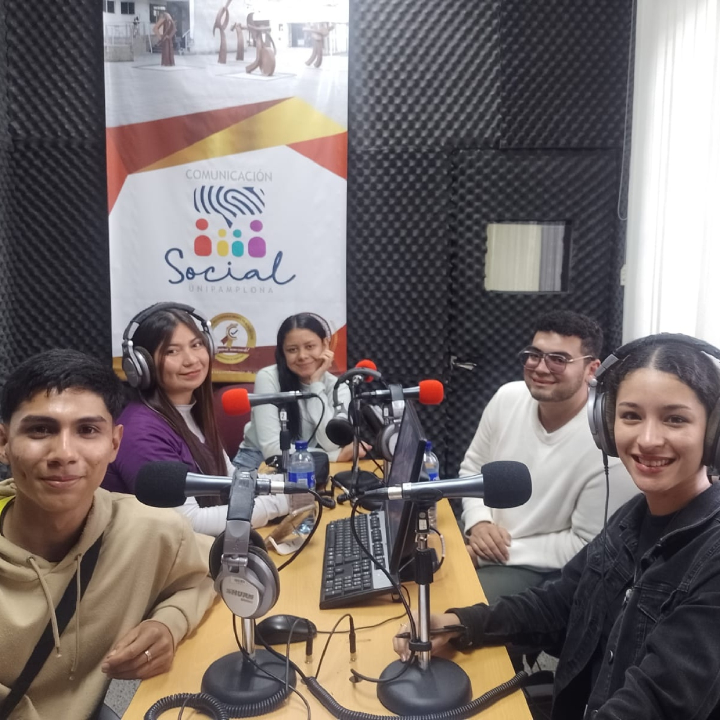 Miradas y Voces