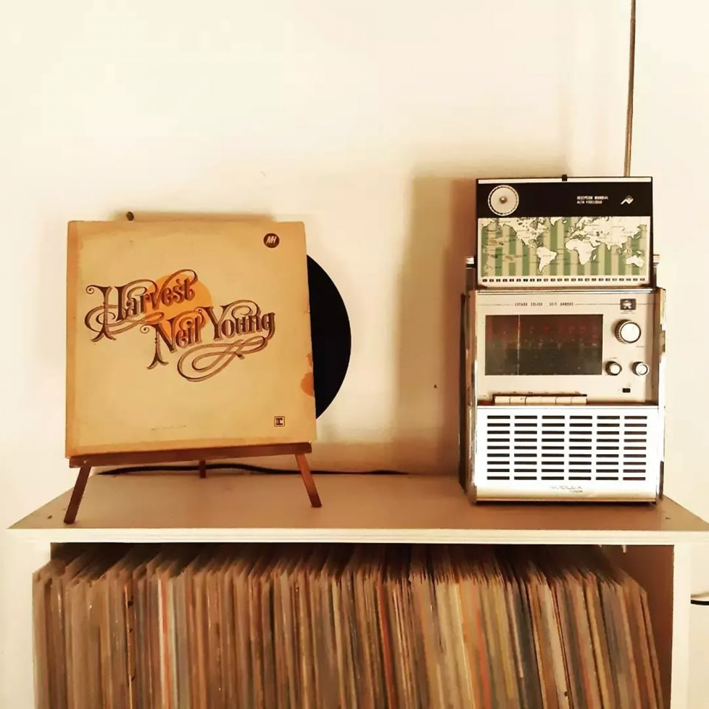 Los discos se escuchan enteros