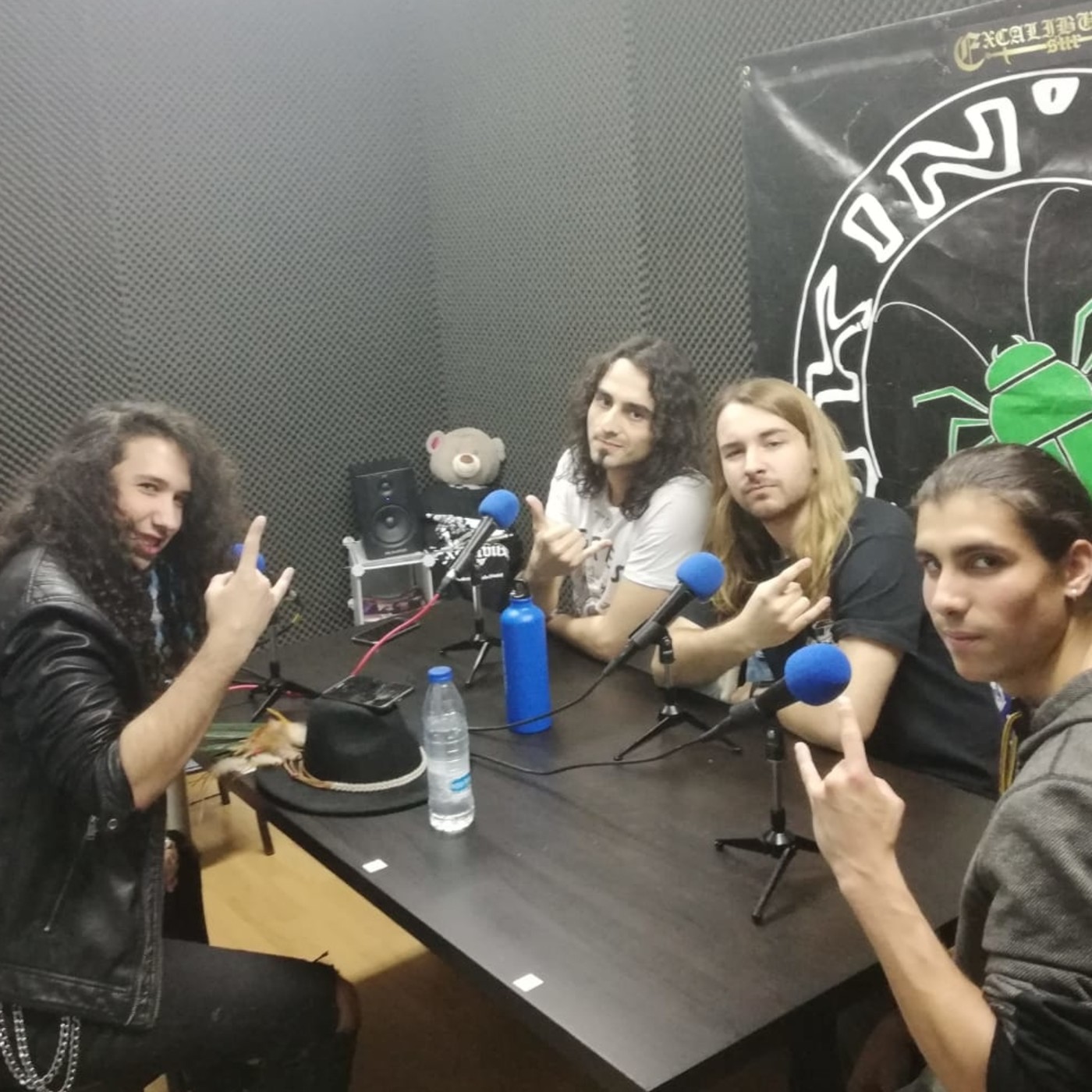 + QUE ROCK Con Locki Sanher