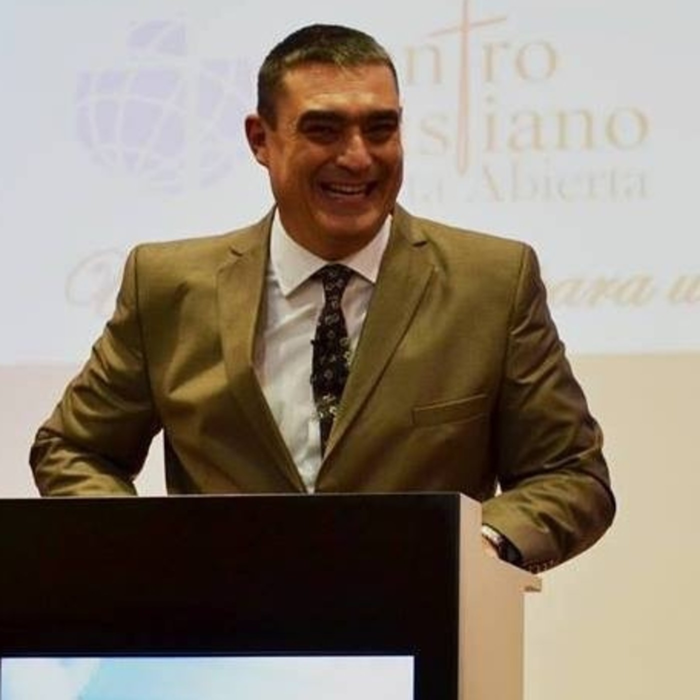 CONECTADOS CON LA PALABRA