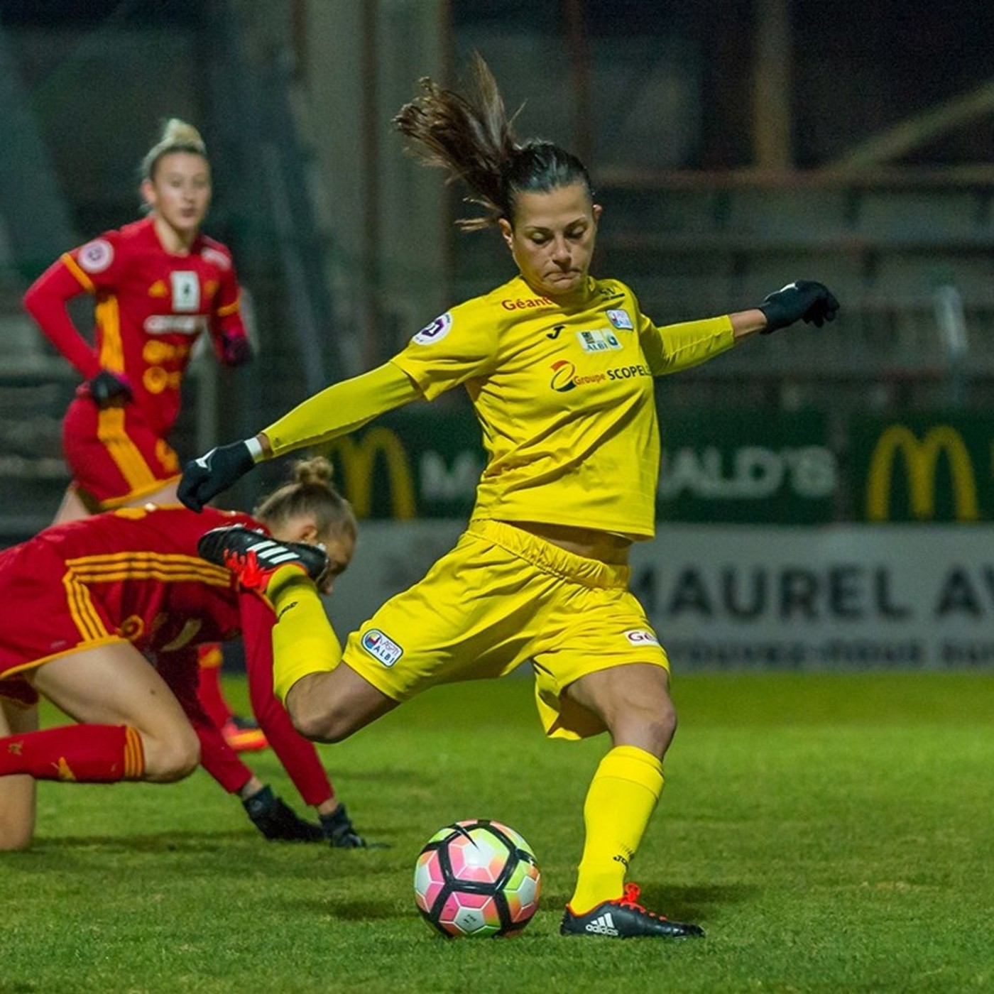 Crónicas de fútbol femenino