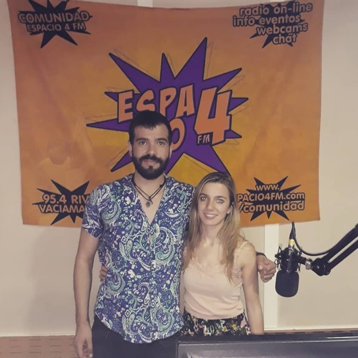 DETRÁS DE CADA CANCIÓN