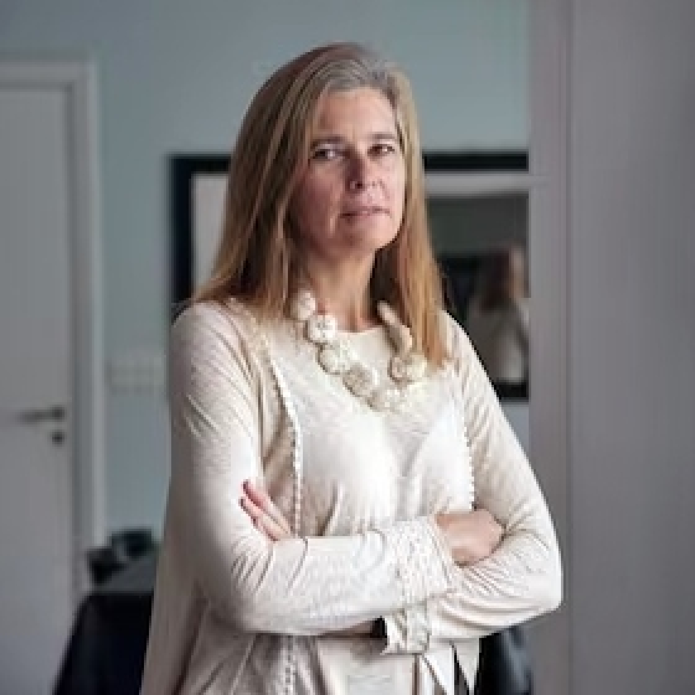 María Castiglioni Cotter @MeryCastiglioni (Economista, Directora de C&T Asesores Económicos @CyT_Economia )