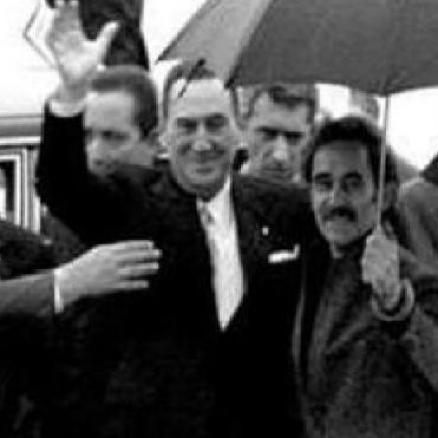 PÁLIDO Y DURO (UN PROGRAMA DE HUMOR)