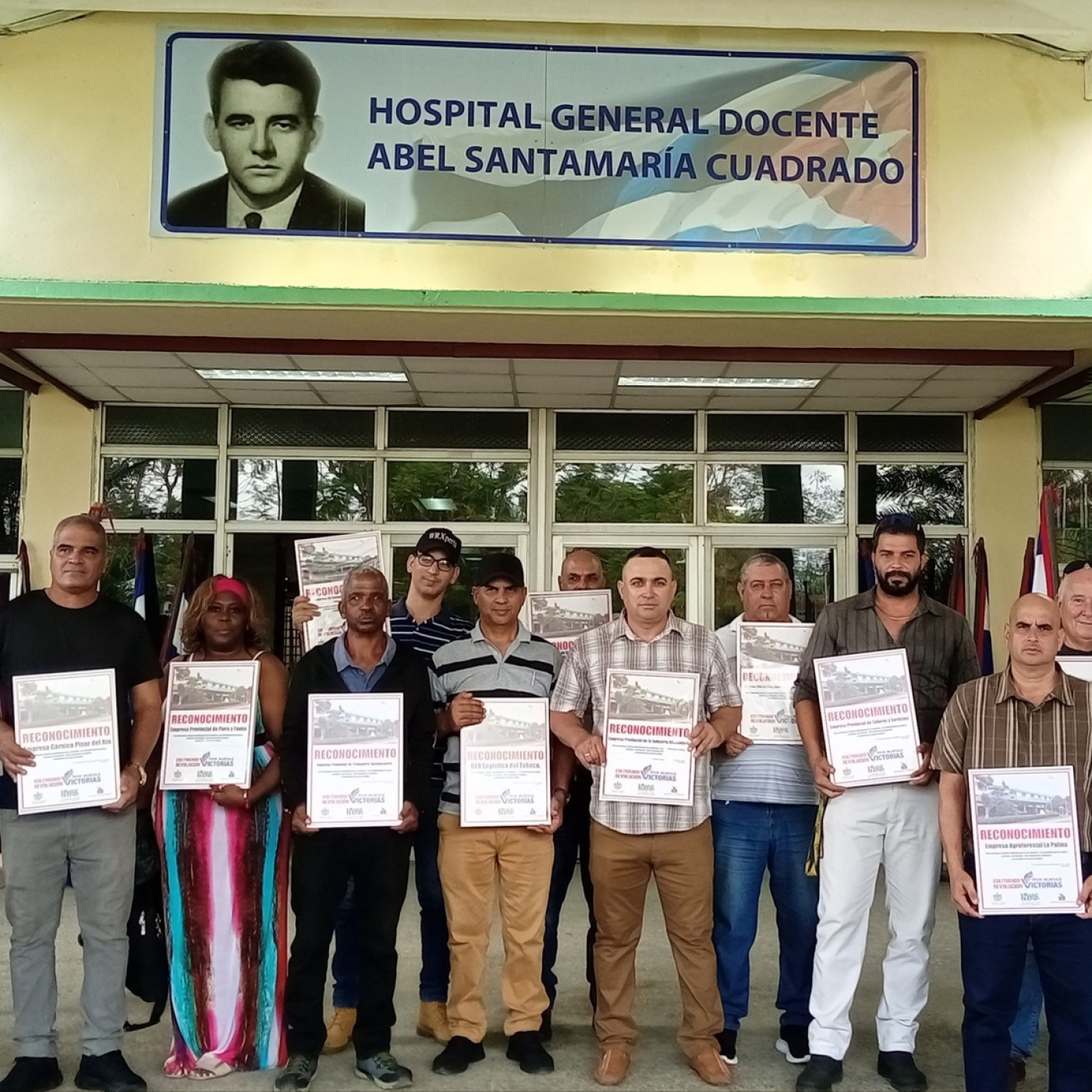 Empresas reciben reconocimiento por apoyo a la salud pública en Pinar del Río