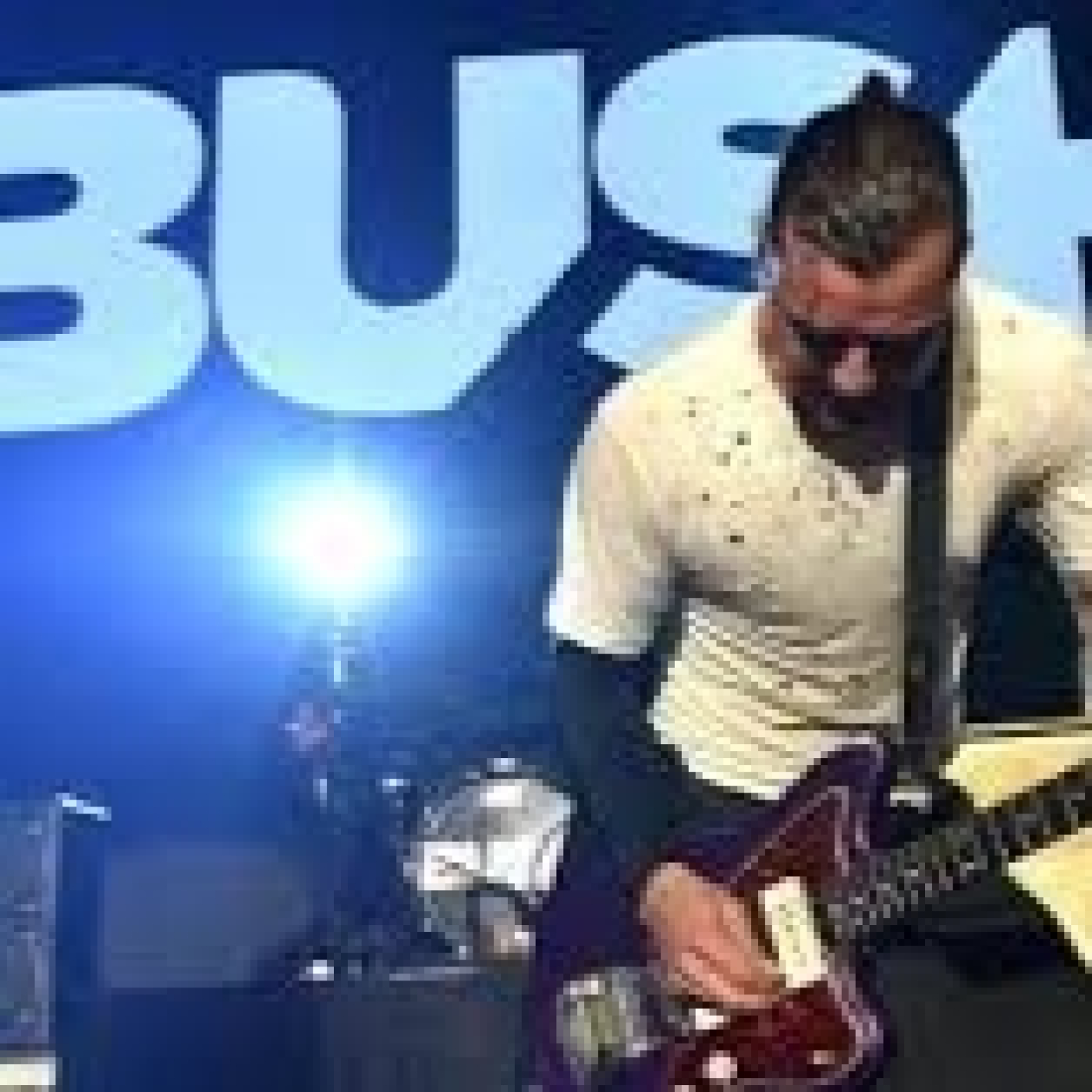 Notas de Ayer y de Hoy www.ondalatina.com.es o en