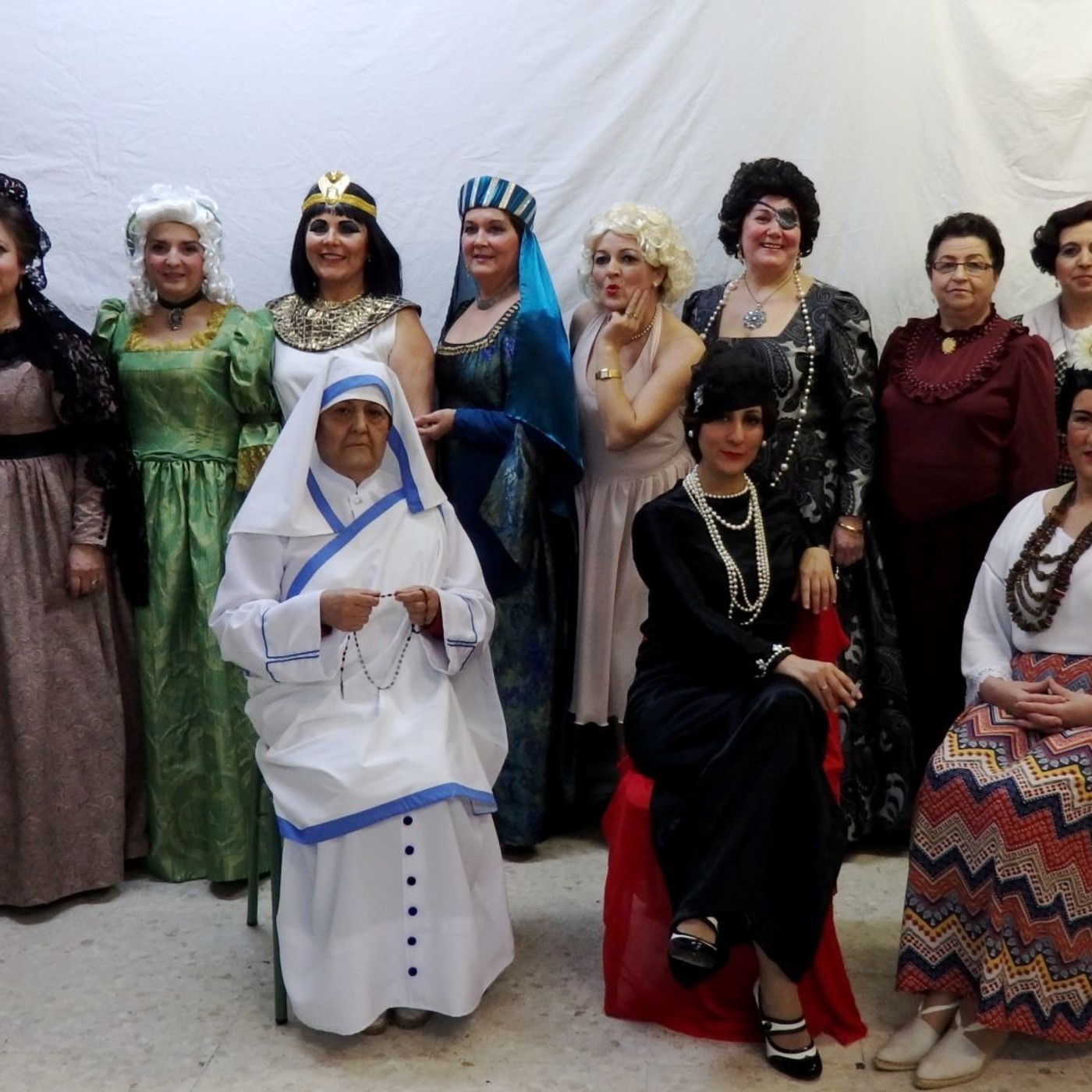 Catorce Mujeres Fascinantes