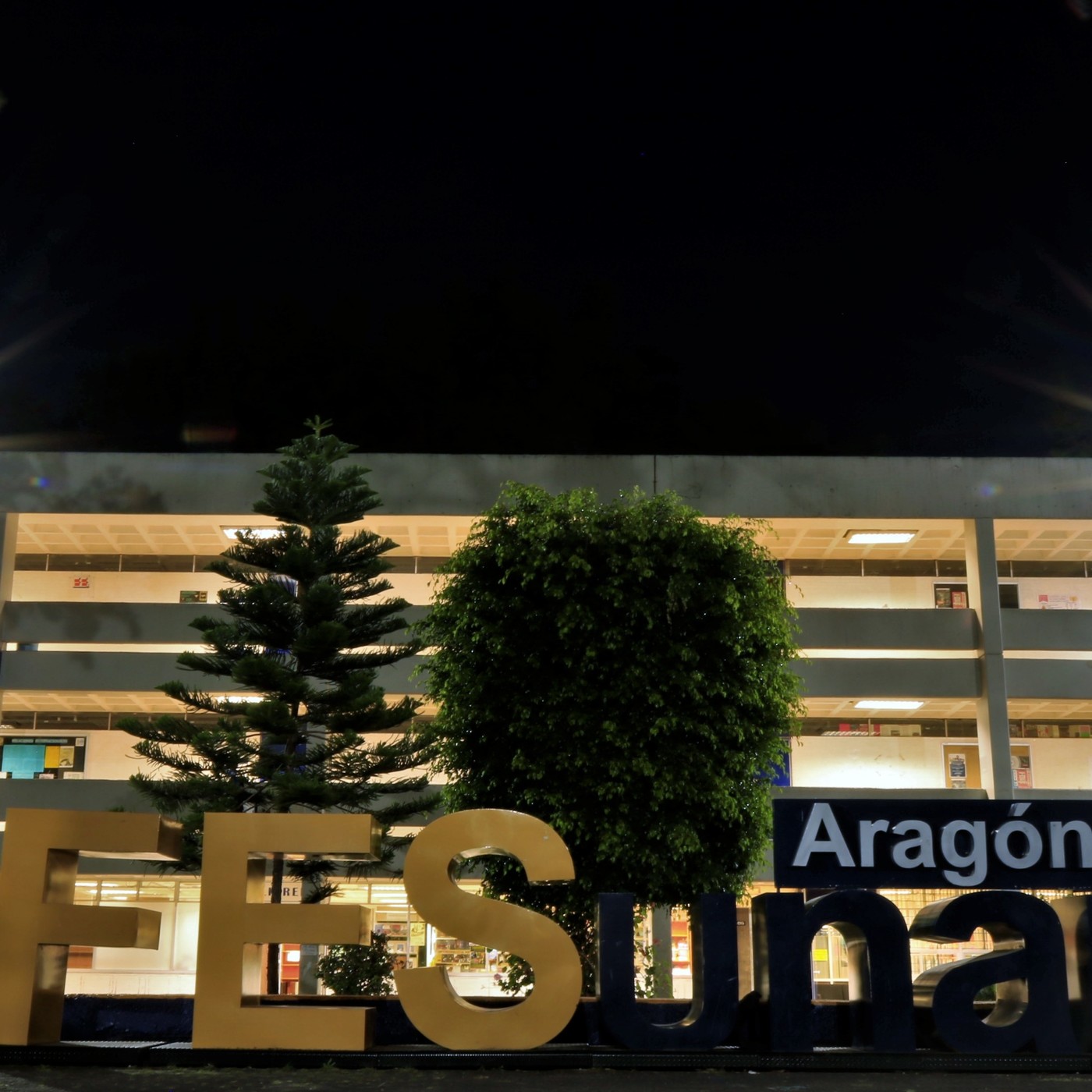 Intersemestral radio.