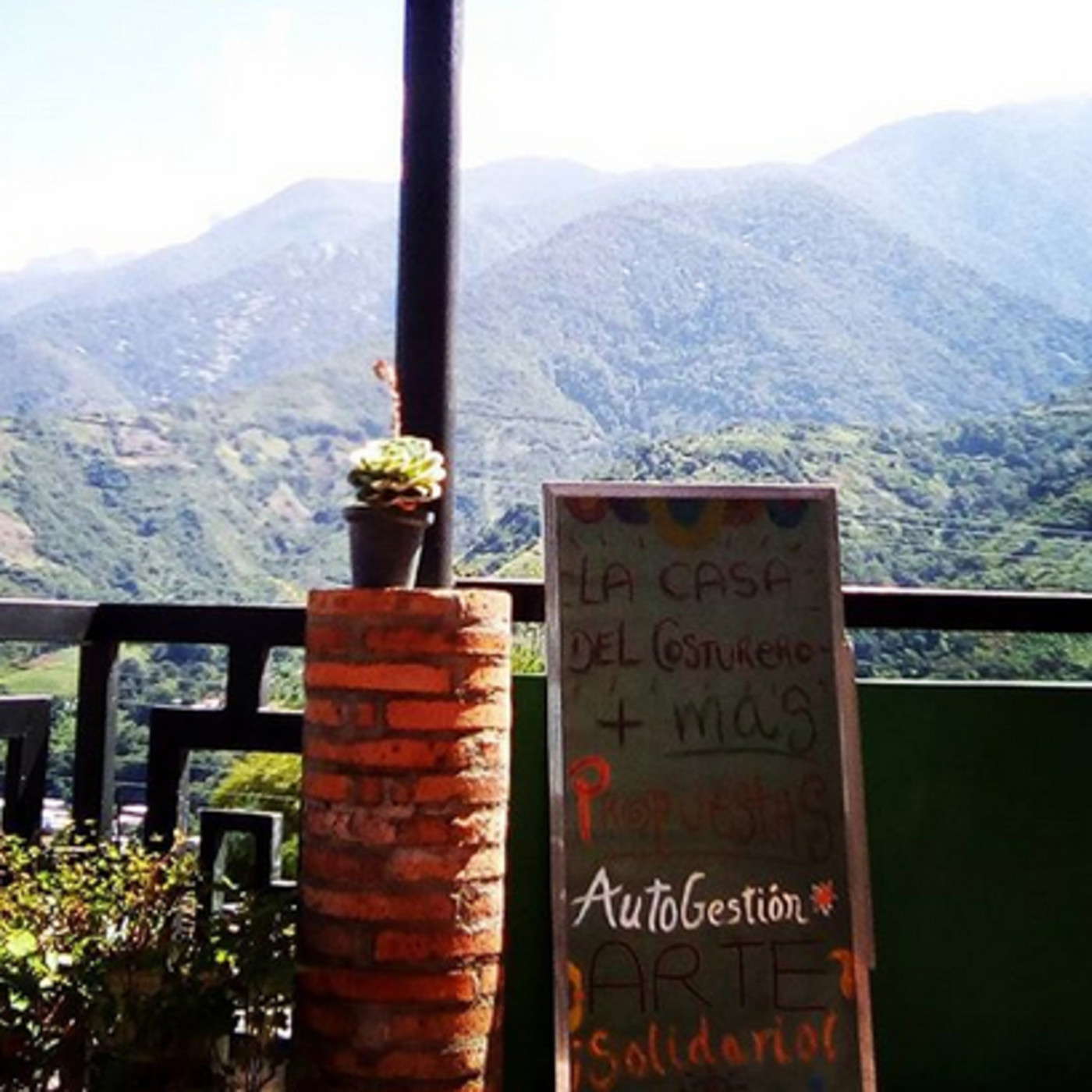 Serie Radial La comunicación desde la comunidad