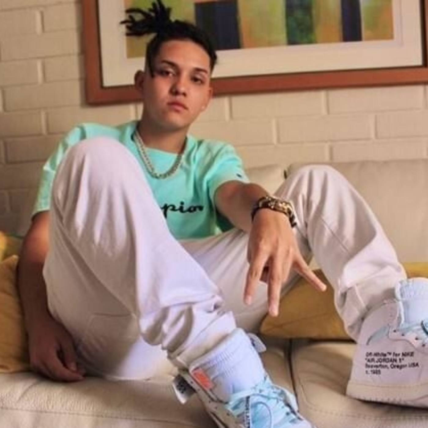 Aborrecio Harry Nach