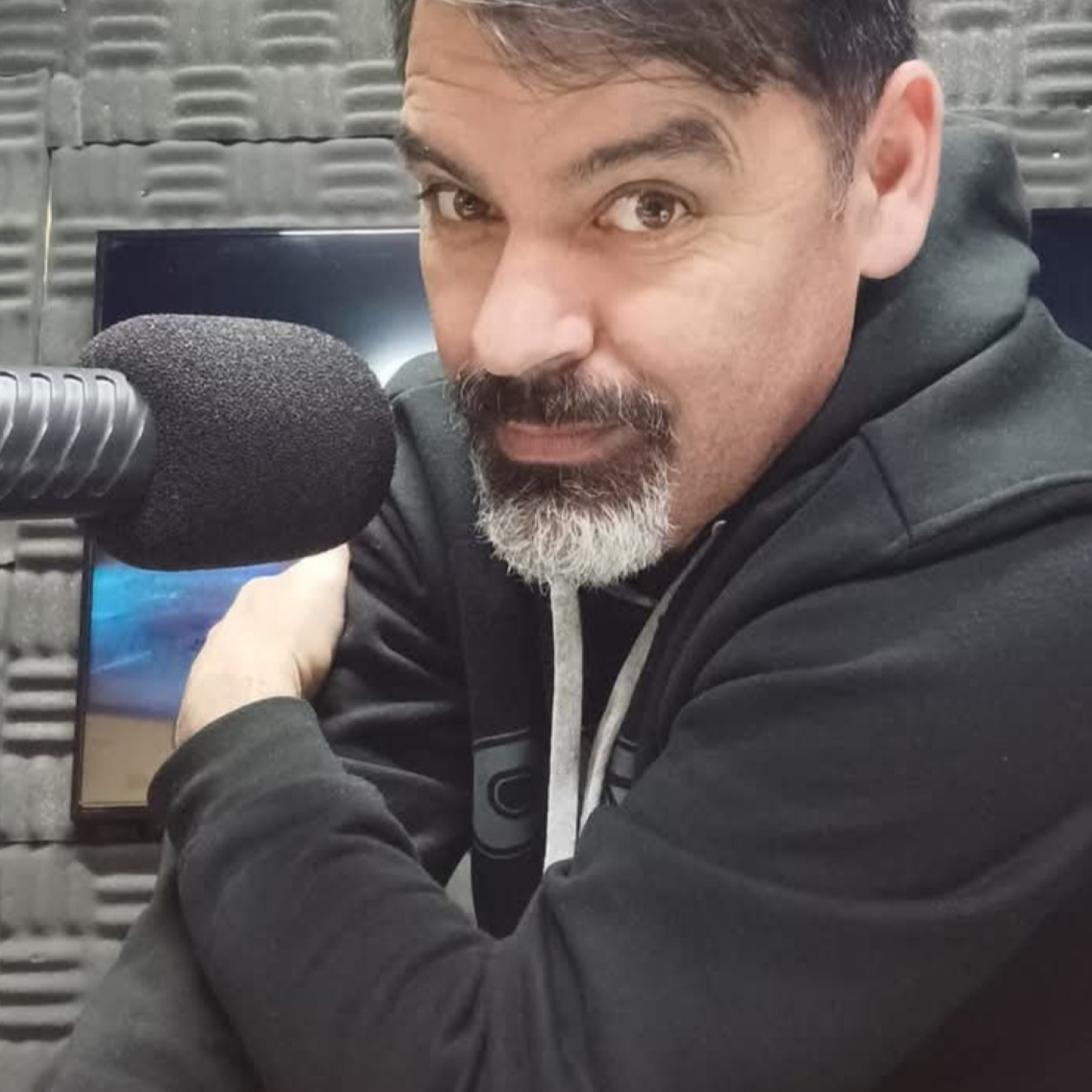 Mario González Calderón (Capitán UFO)