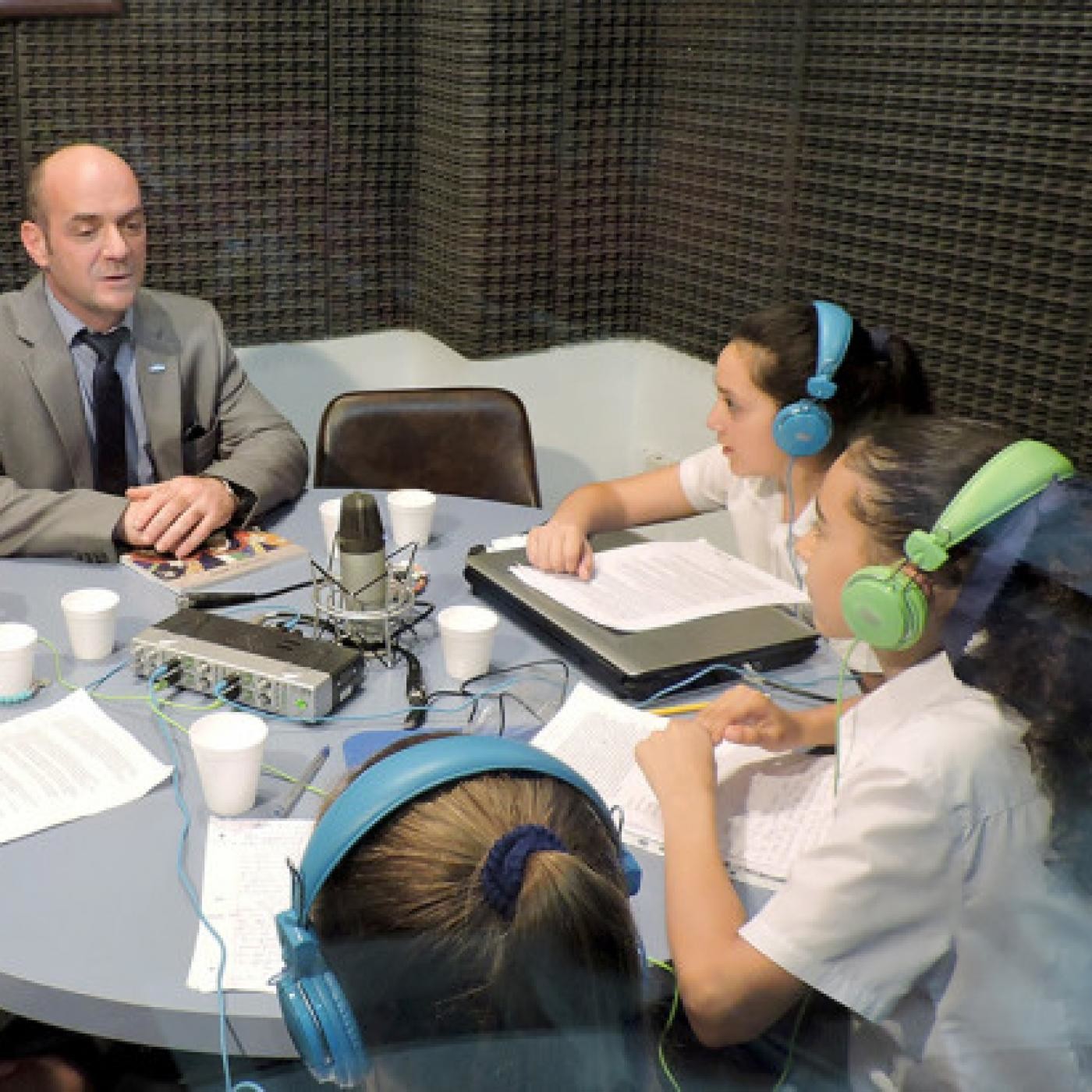 Visitas, entrevistas y actividades