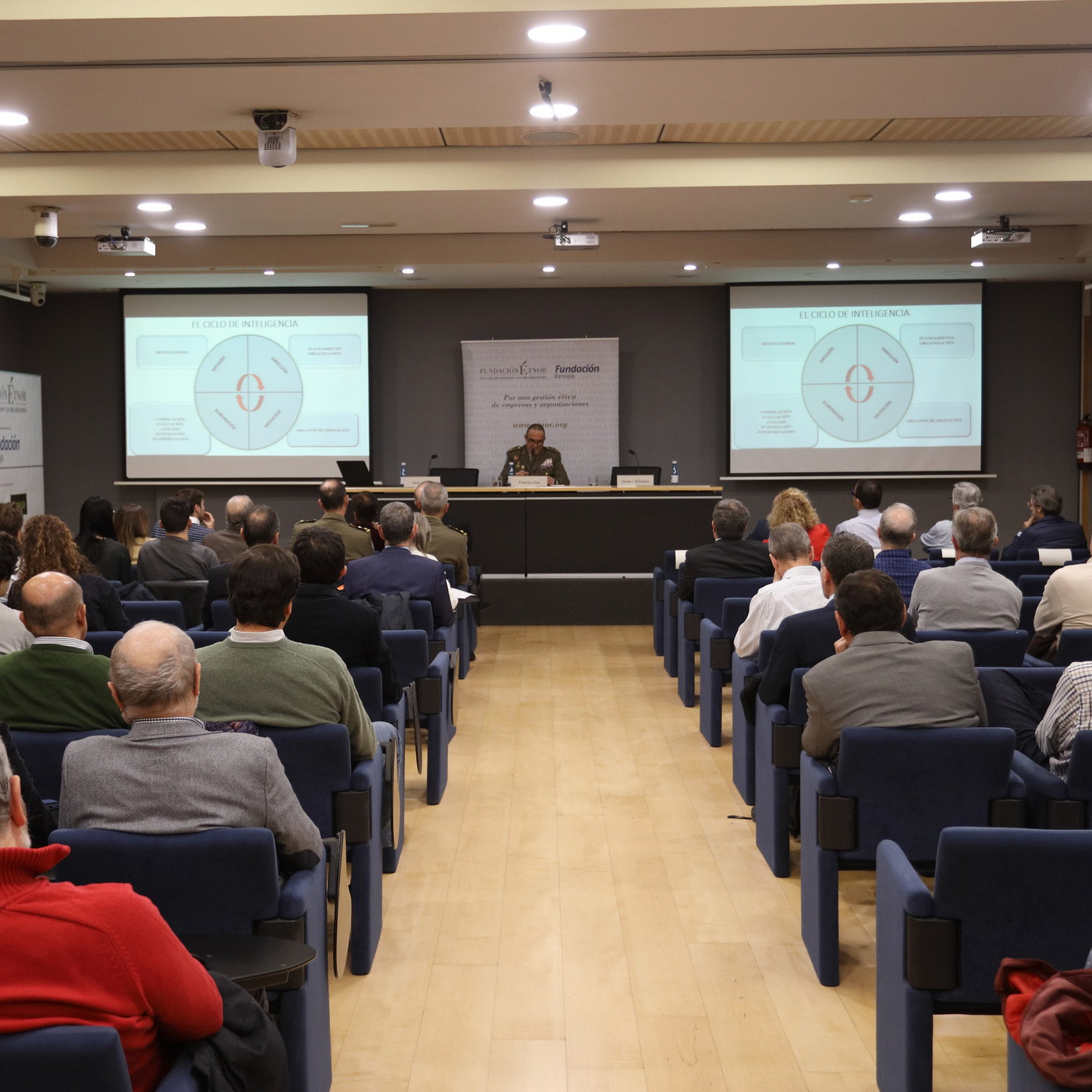 La era de la inteligencia artificial desde una per