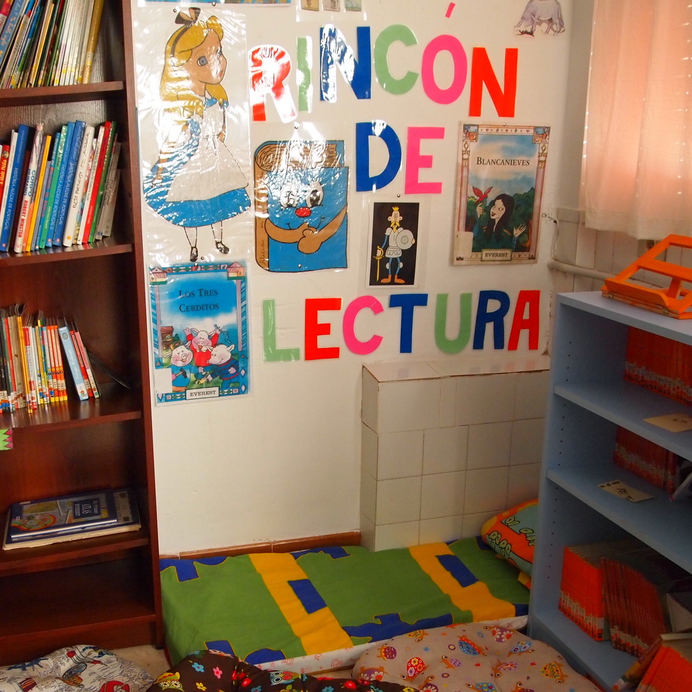 Biblioteca CEIP Fernando Serra